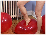 Ruby footpops 16-inch red balloons (not 99 of them)